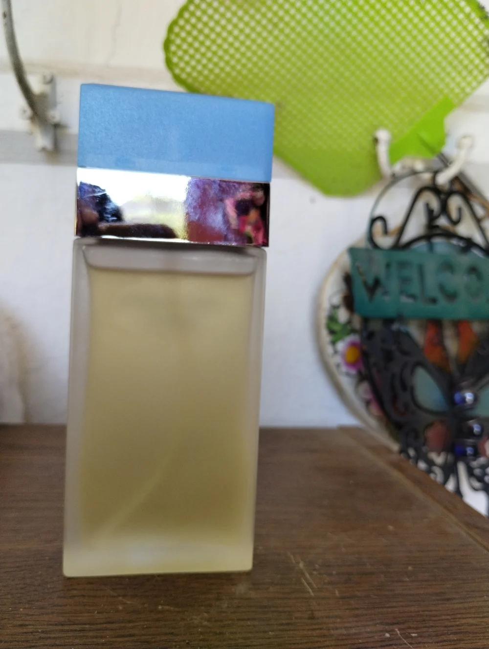 Dolce & Gabbana Light Blue Eau de Toilette Spray 3.4 oz - Picture 4 of 5